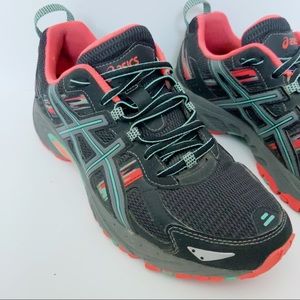 Women’s ASICS GEL-Venture 5 running shoes size 8.5